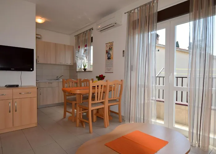 Jela By Interhome Lejlighed Malinska