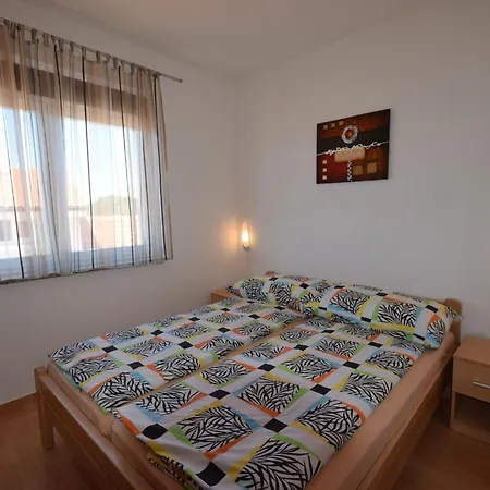 Apartment Jela By Interhome Malinska