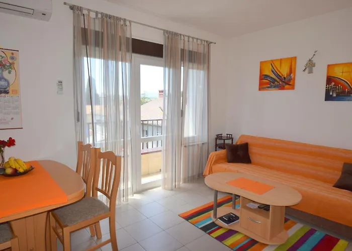 Jela By Interhome Apartment Malinska